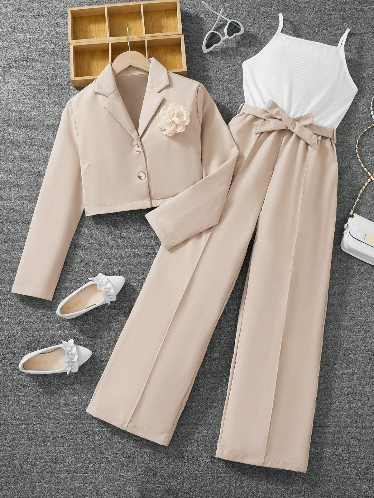 Outfit grid image 80